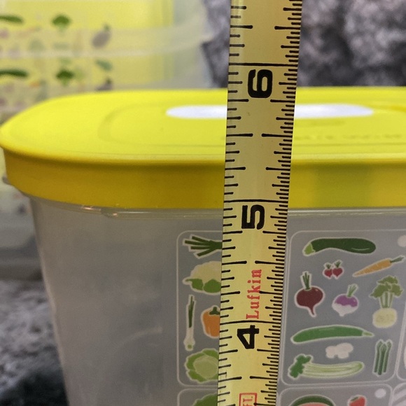 4 Tupperware Fridge Smart Containers - Small Deep
Tupperware - Picture 12 of 16